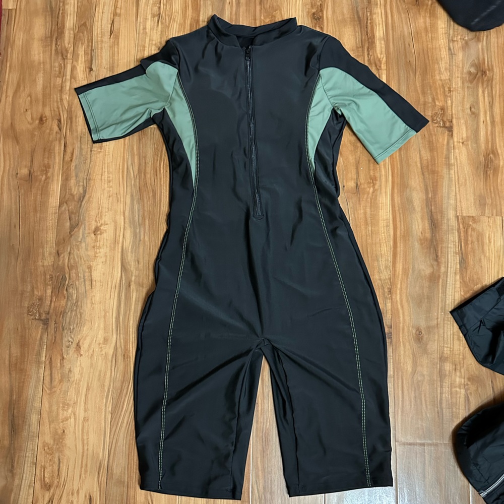 medium size one piece bathing suit